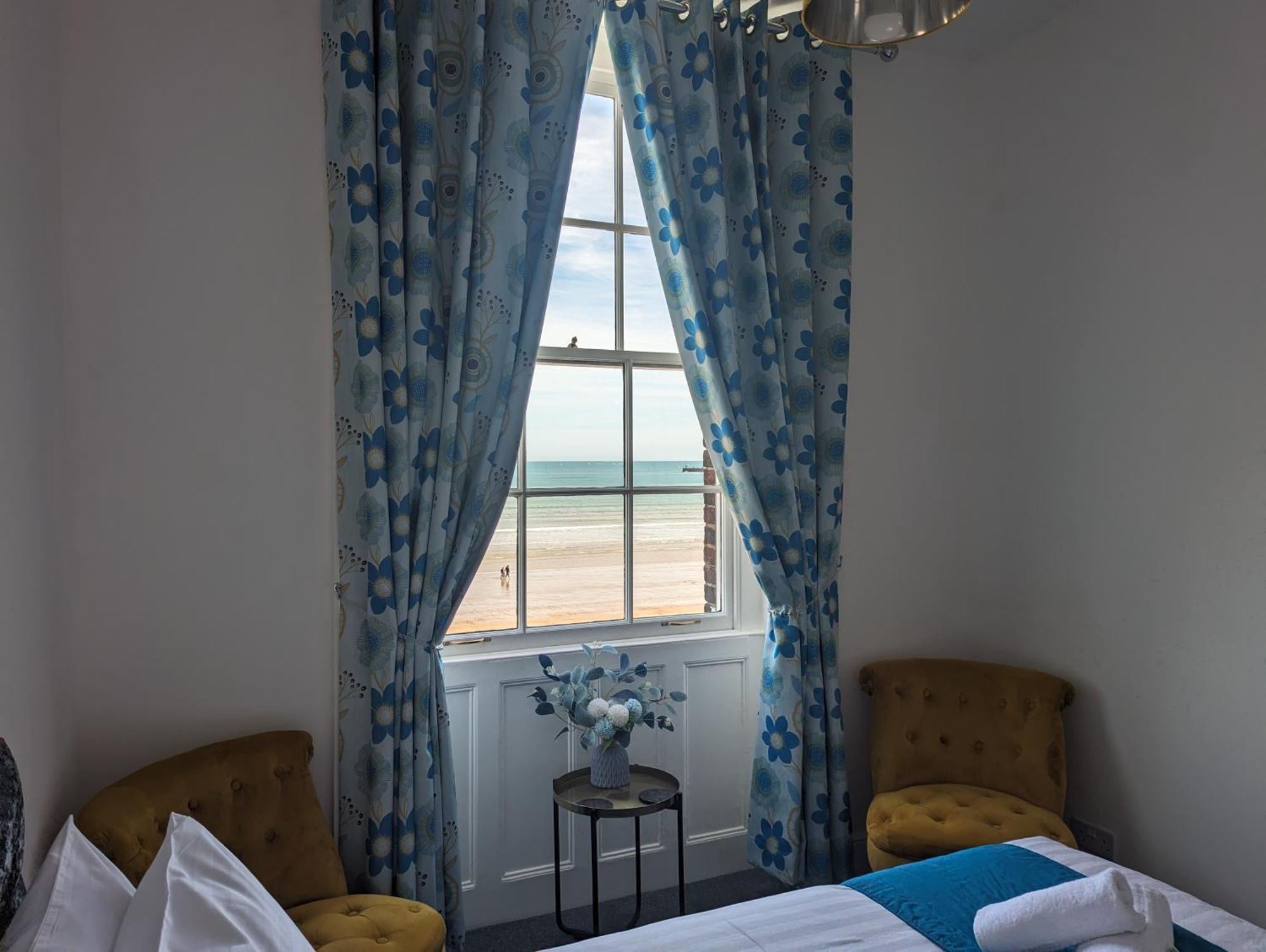 Acqua Beach Weymouth Exterior photo
